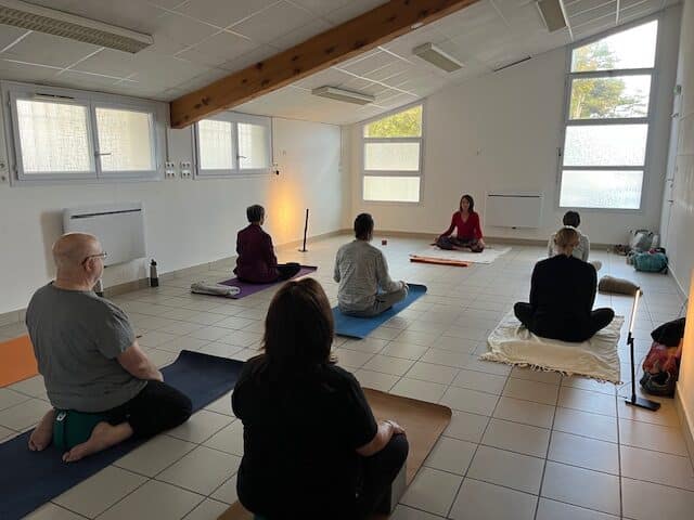 cours de yoga à noyers-sur-jabron