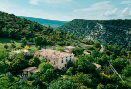 Stage de yoga à Simiane-la-Rotonde (04)