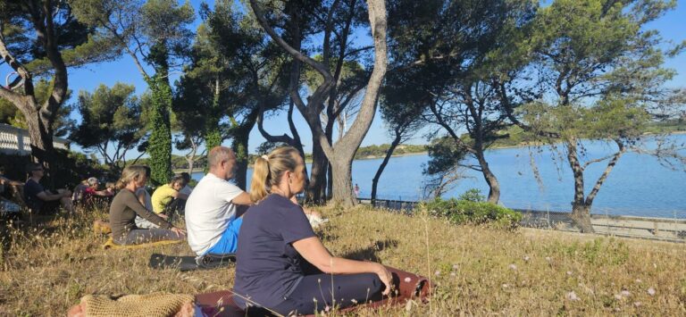 Lire la suite à propos de l’article Week-end de yoga en bord de mer avec la CMCAS Marseille