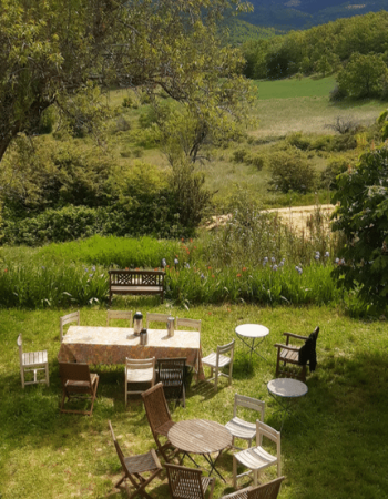 FireShot_Gîte de Chaloux_tablesexterieur